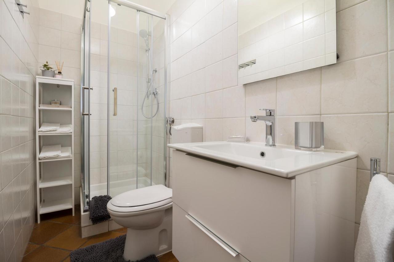 Appartamento Luce Torino Centro - 3 Camere ภายนอก รูปภาพ