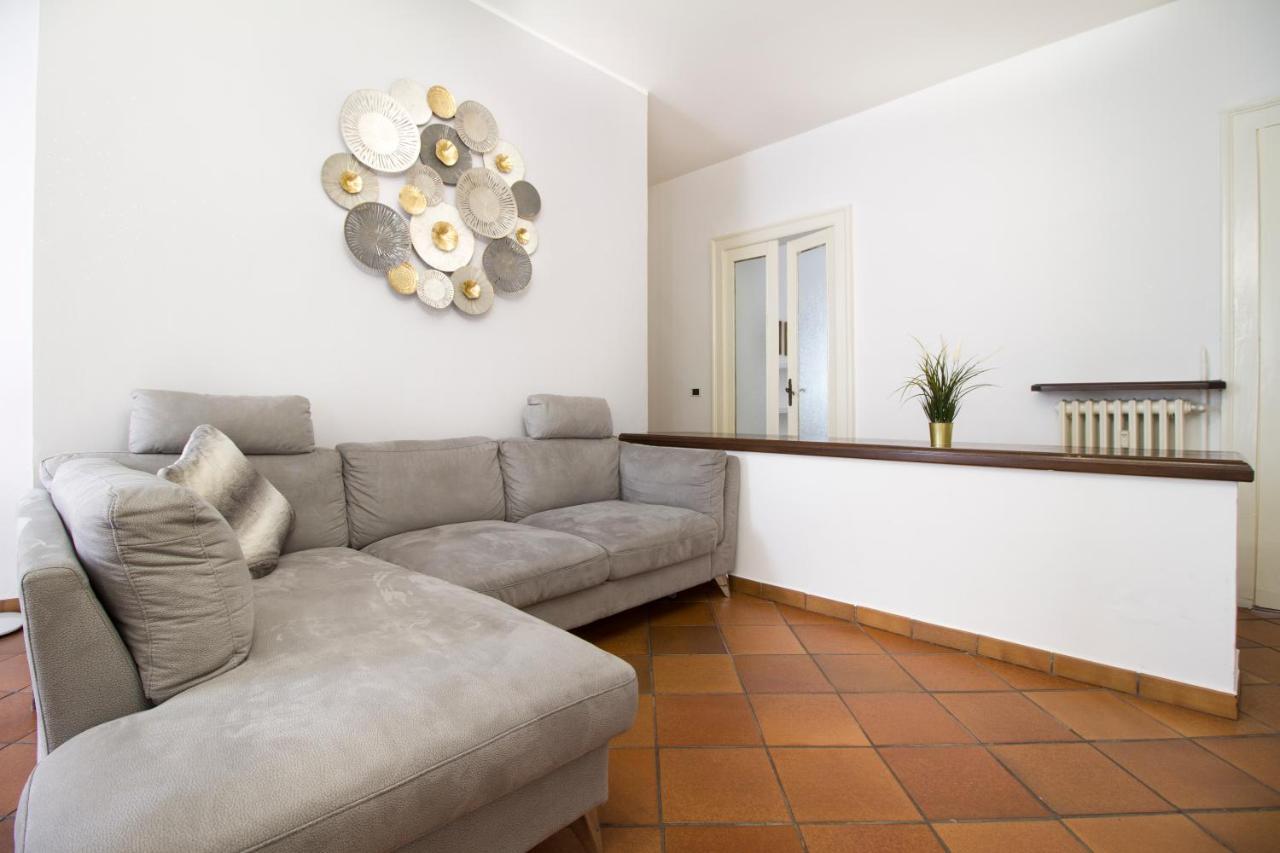Appartamento Luce Torino Centro - 3 Camere ภายนอก รูปภาพ